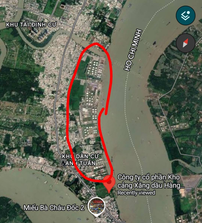 Tổng Kho xăng dầu Nhà Bè được khoanh đỏ (Nguồn: Google Maps)