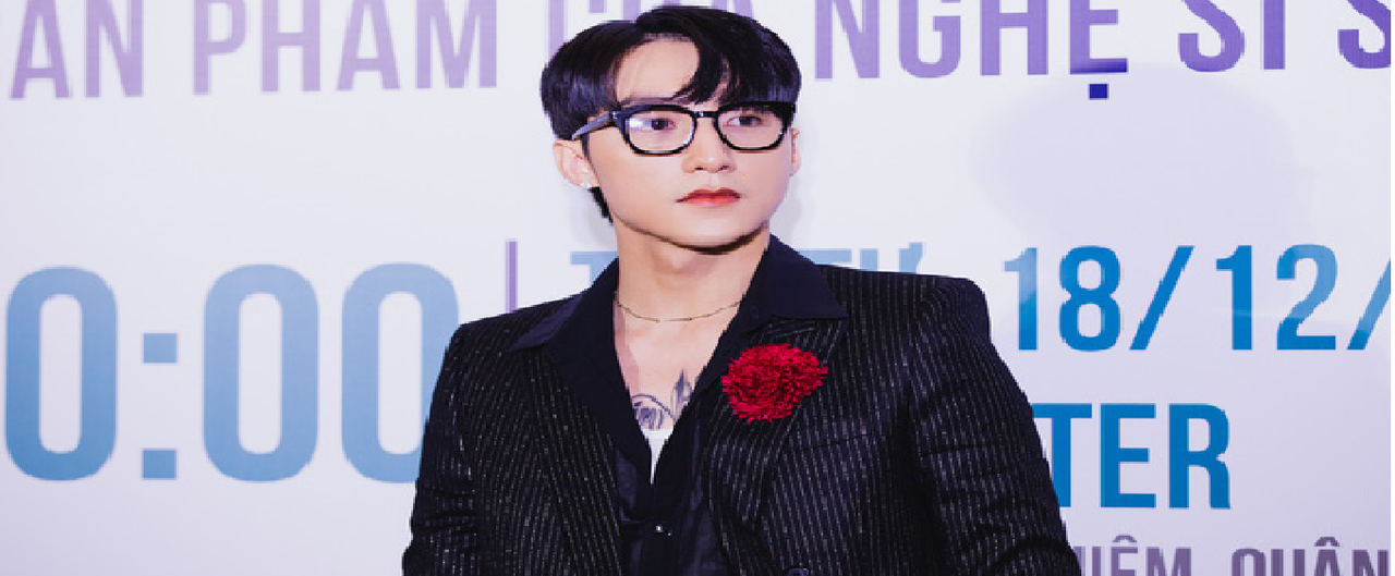 <i>Sơn Tùng MTP không chỉ là ca sĩ mà còn là giám đốc nhiều công ty lĩnh vực giải trí</i>