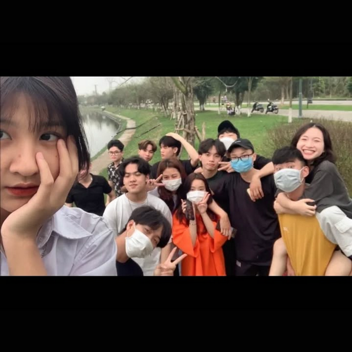 Gia Phiến ngày đông đủ nhất.