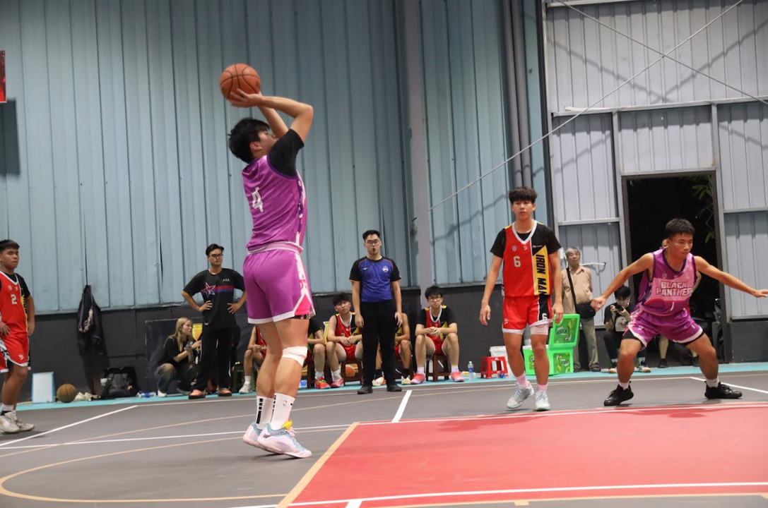 Nguyễn Lê Cao Nguyên tỏa sáng với 10 điểm ghi được ở Q1