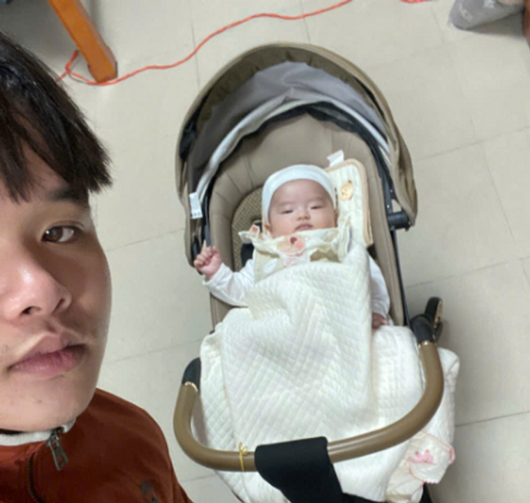 Bé Chip lớn hơn nhiều rồi.