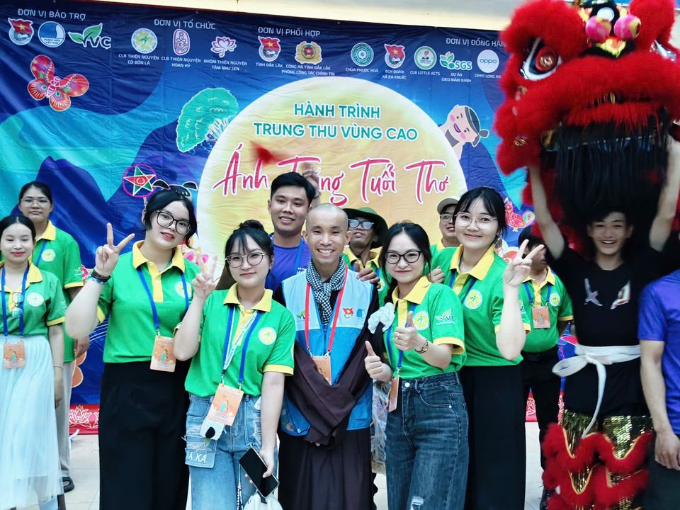 Kỉ niệm cùng Nhà Cỏ