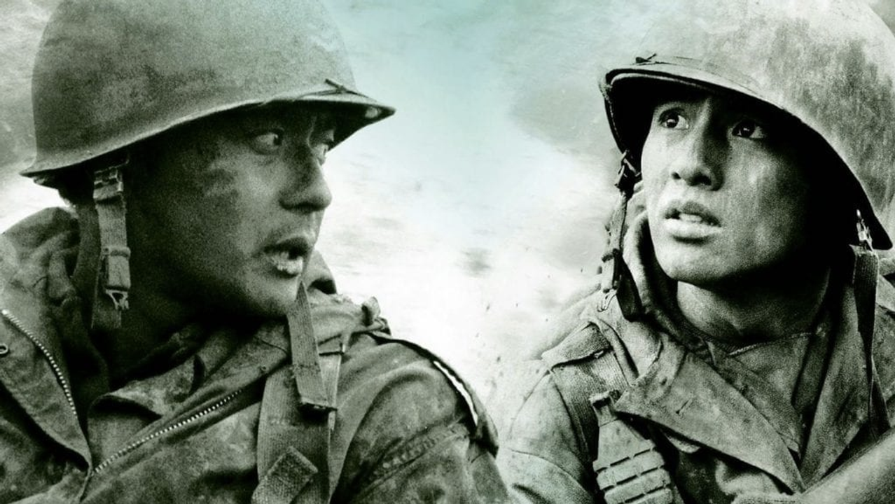 Hai nhân vật chính trong phim “Taegukgi”. Ảnh: Modern Korean Cinema.