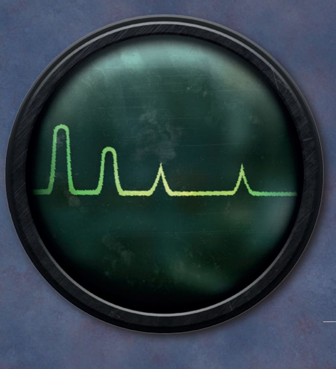 MÀN HÌNH RADAR KIỂU 284 CỦA ANH: Hệ thống FuMO 27 được trang bị trên các thiết giáp hạm lớp Bismarck của Đức chủ yếu là radar dò tìm mặt biển, có khả năng phát hiện mục tiêu lớn ở khoảng cách lên đến 30.000m. Tuy nhiên, để xác định mục tiêu bắn, hiệu quả của nó chỉ giới hạn trong phạm vi 12.000m.  Ngược lại, các thiết giáp hạm Anh thuộc lớp King George V được trang bị radar Kiểu 284, một hệ thống radar chuyên dụng để điều khiển hỏa lực pháo chính. Nó có khả năng dò tìm mặt biển, có thể phát hiện mục tiêu xa tới 48.000 thước Anh (43.891m), nhưng để điều khiển hỏa lực hiệu quả, tầm hoạt động bị giới hạn ở 24.000 thước Anh (21.946m).  Khác với các radar PPI (Position Plan Indicator) hiện đại ngày nay với màn hình hiển thị dạng bản đồ từ trên xuống, hệ thống này hiển thị thông tin đo tầm như hình minh họa ở đây. Tuy nhiên, các màn hình hiển thị này lại có độ chính xác cực cao.