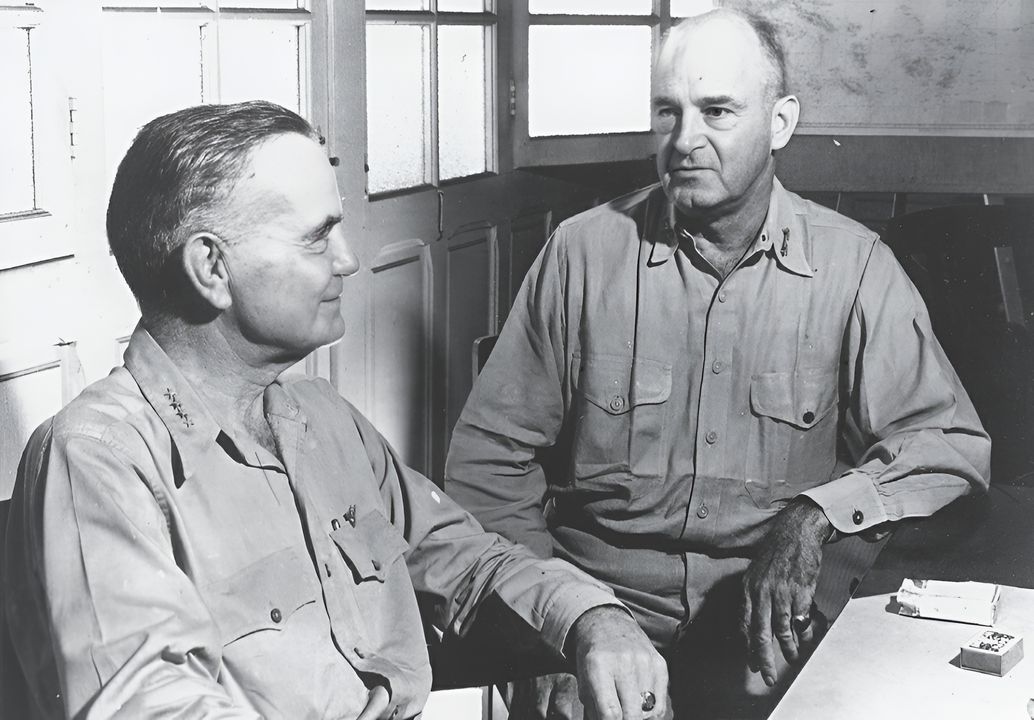 Khi Halsey tiếp nhận quyền chỉ huy lực lượng Đồng minh ở Nam Thái Bình Dương, ông đã hứa với Thiếu tướng Alexander Vandegrift, chỉ huy Sư đoàn Thủy quân Lục chiến 1 trên Guadalcanal, mức độ hỗ trợ tăng cường. Hai người được chụp tại một cuộc hội đàm ở đây. Halsey đã giữ lời hứa một phần bằng cách lên kế hoạch sử dụng các tàu sân bay của mình một cách mạnh mẽ, dẫn đến trận Santa Cruz.